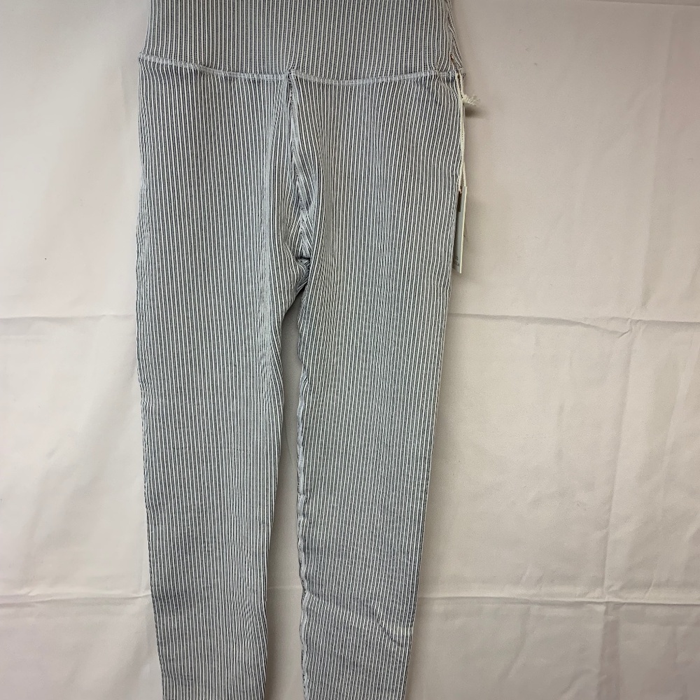 Good American Legging Compression Athleisure Gym Workout  NWT Women’s SZ 3/4